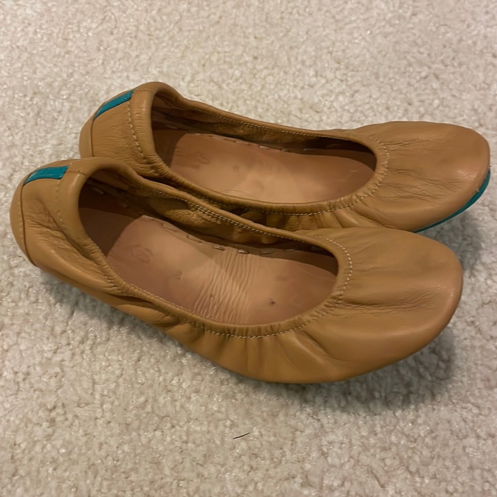 Tieks ballet flats in camel color - size 6 - good used condition